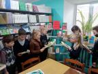 Выставка книг-юбиляров 2021 года в библиотеке Средней школы № 6 г. Пинска